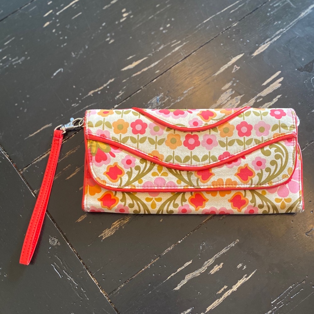 Vera Bradley Folkloric (retired) Clutch